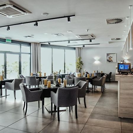 Hotel Restauracja Park Szwajcaria Gliwice Esterno foto