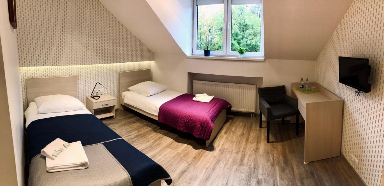 Hotel Restauracja Park Szwajcaria Gliwice Esterno foto