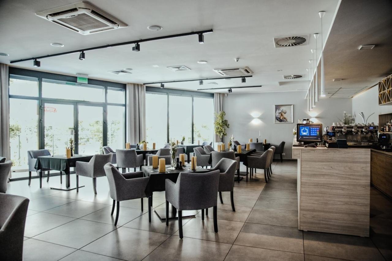 Hotel Restauracja Park Szwajcaria Gliwice Esterno foto